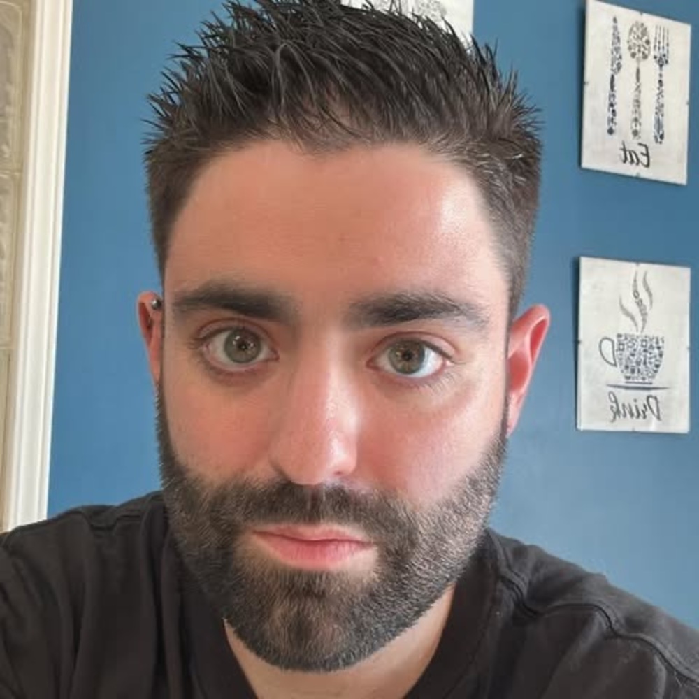 Meet your Posher, Chris
